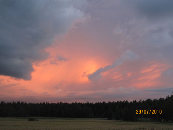 Photo by Jari Vehmaa