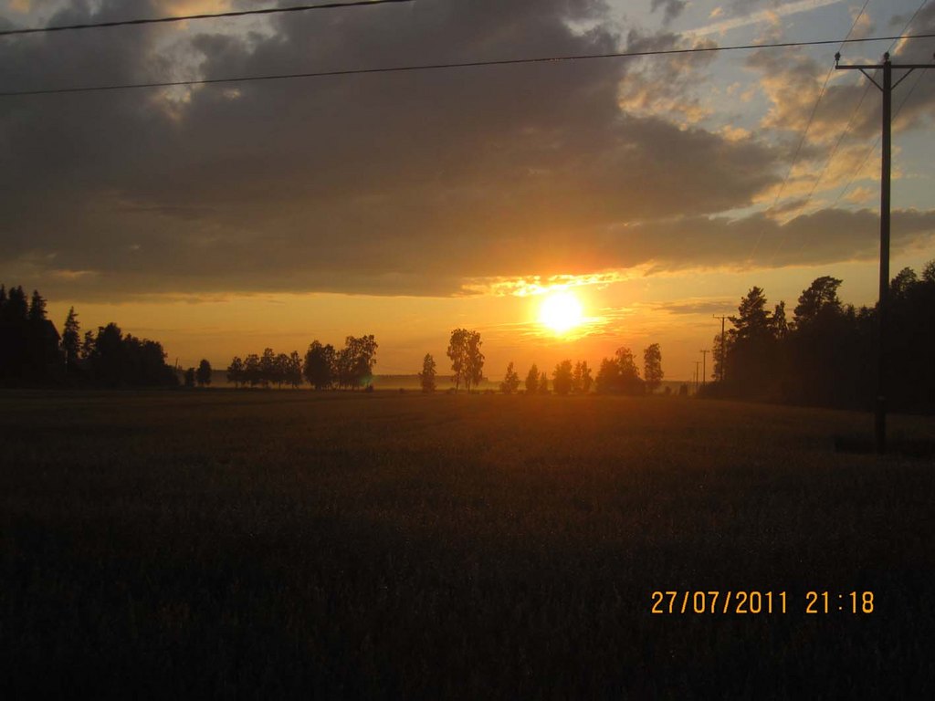 Photo by Jari Vehmaa